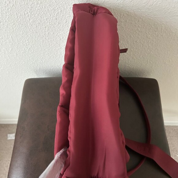 Samantha Brown To-Go Quilted Cargo Crossbody BURGUNDY nwt - Picture 8 of 13